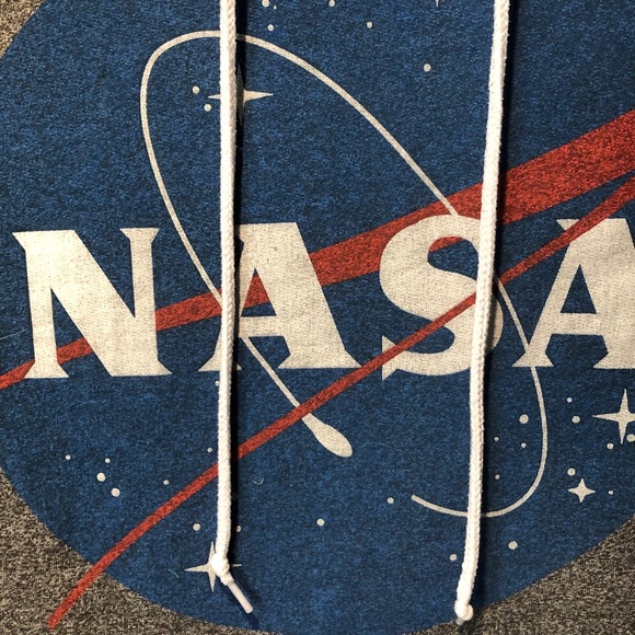 Men’s Buzz Aldrin brand NASA Hoodie - Picture 3 of 5